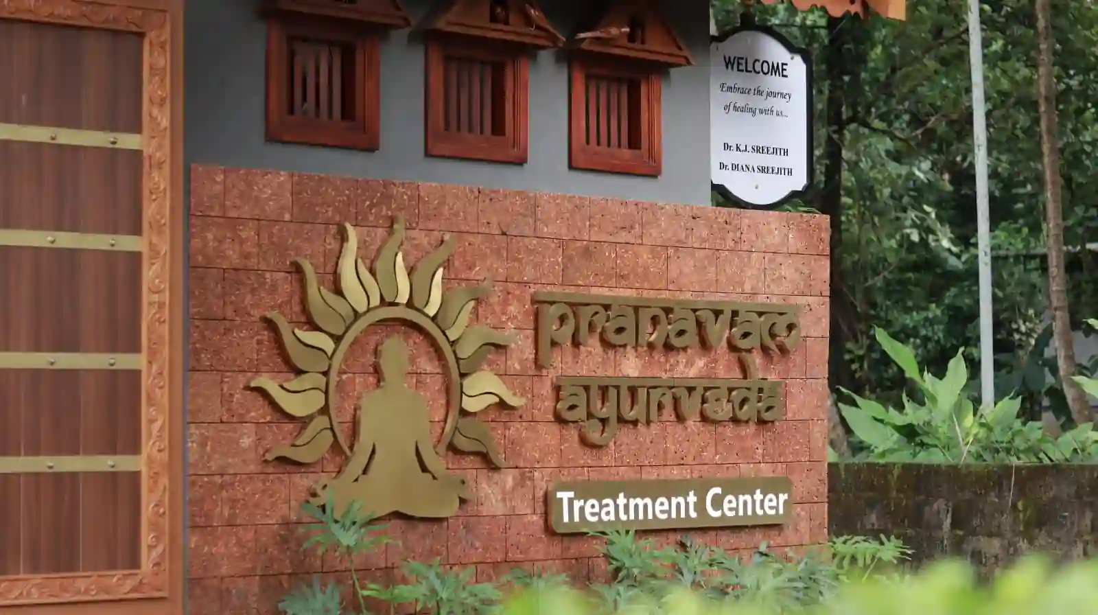pranavam ayurveda